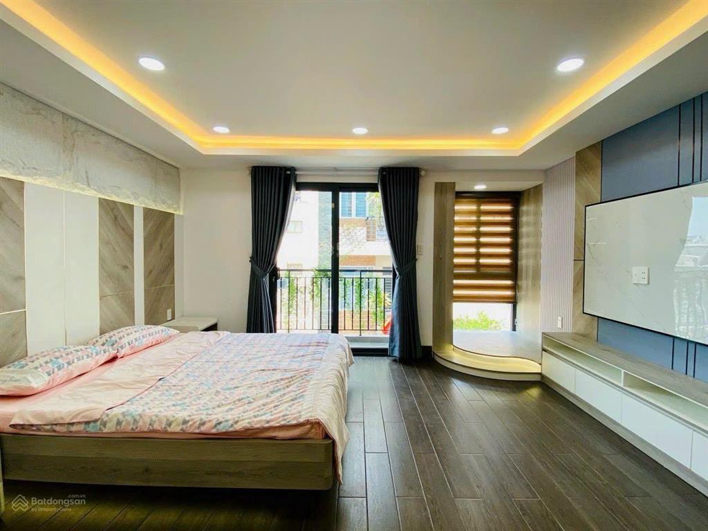 Hạ giá bán nhanh căn nhà 106m2 trần bình trọng, p1, quận 10, hẻm xe hơi 5m, giá 6tỷ900 sổ riêng