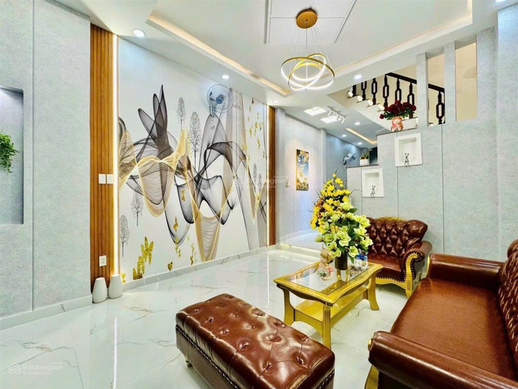 Sang nhượng gấp nhà 48m² phạm văn hai, p5, tân bình. gía 2 tỷ590tr sổ riêng