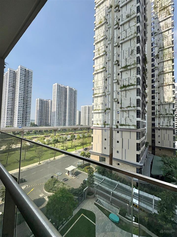 Cần tiền bán gấp căn hộ 2pn2wc, lumiere boulevard view công viên chỉ 4.75 tỷ