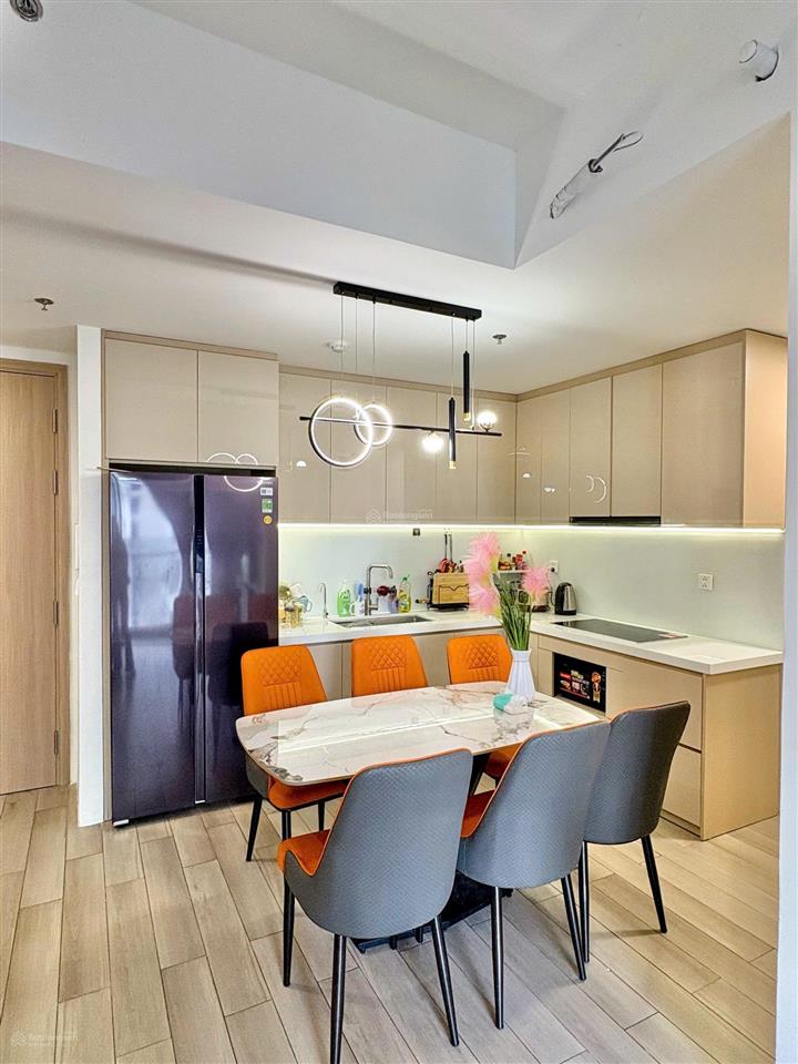 Cần tiền bán gấp căn hộ 2pn2wc, lumiere boulevard view công viên chỉ 4.75 tỷ