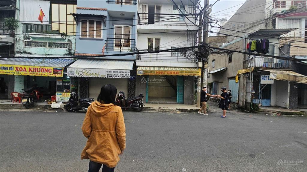 Siêu phẩm mặt tiền chợ vải phú thọ hòa giá chỉ 3,99 tỷ