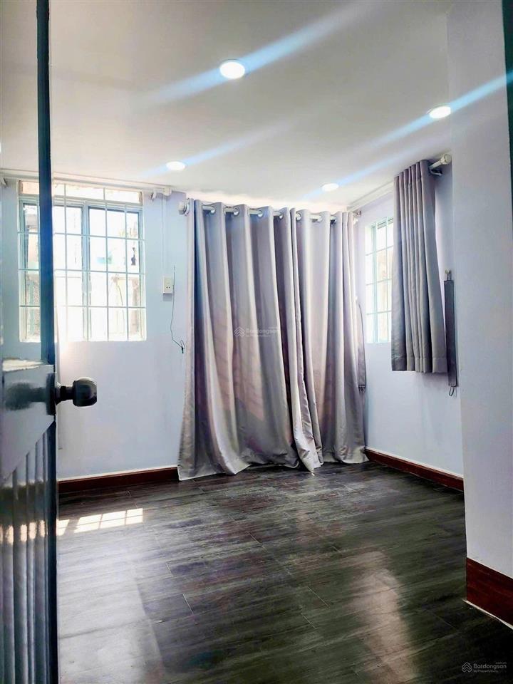 Hàng hiếm giá tốt chỉ 2.95 tỷ bớt lộc có nhà sổ hồng riêng 3 tầng trần hưng đạo p1 q5 mới đẹp