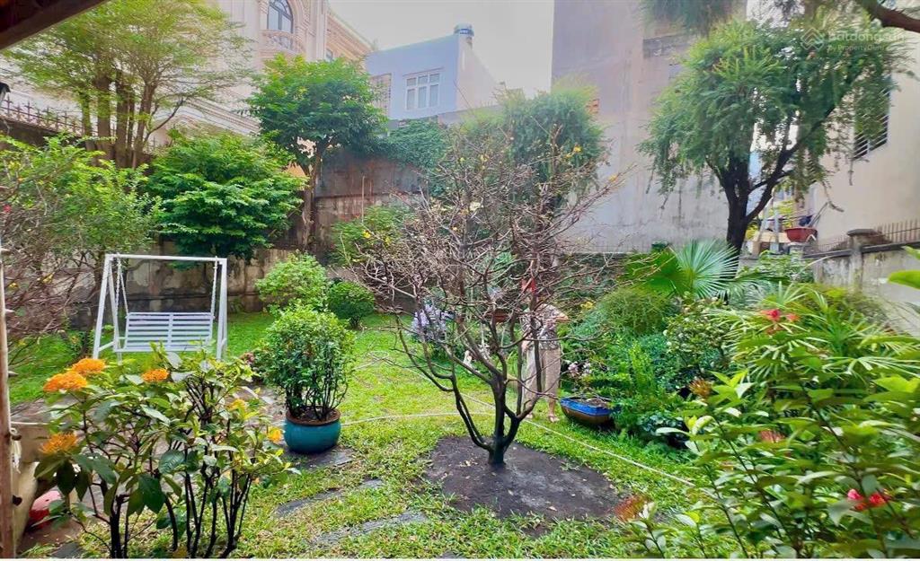 Hiếm & hàng khủng biệt thự cổ kiến trúc pháp hơn 618m2 khu bên sông  sau gigamall 24x30m