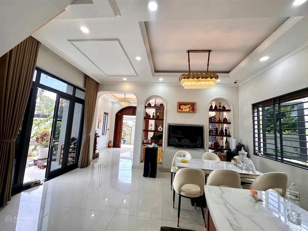 37tr/m2 siêu phẩm biệt thự sân vườn  15x25  375m2  đường ô tô 10m  gần sông sài gòn mát mẻ