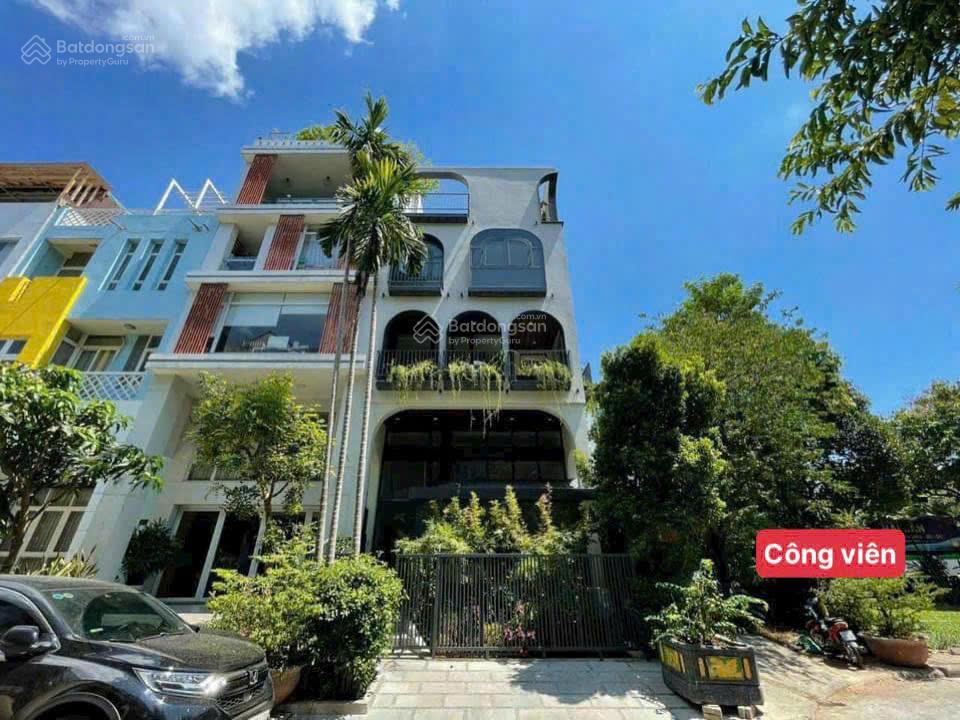 Bán biệt thự song lập phú mỹ hưng liền kề công viên giá 46 tỷ