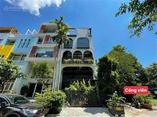 Bán biệt thự song lập phú mỹ hưng liền kề công viên  giá 46 tỷ