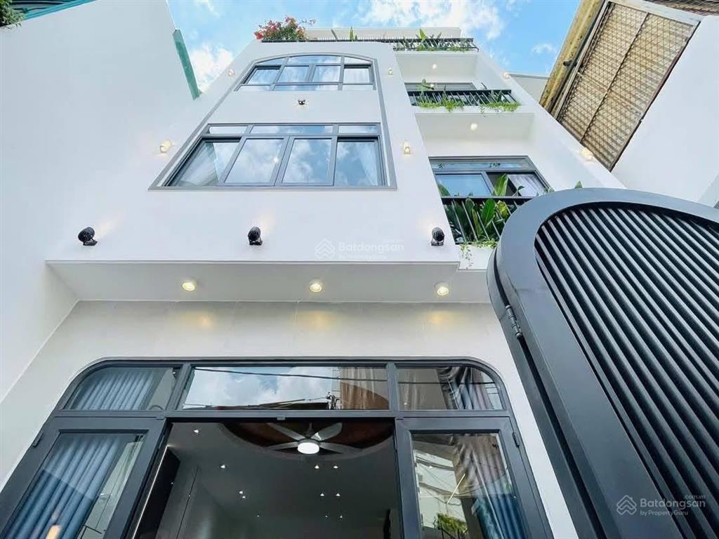 Chính chủ bán gấp giá ngộp. dt 72m2. hẻm ô tô 179 / hai bà trưng, p. 6, q3 sổ hồng riêng