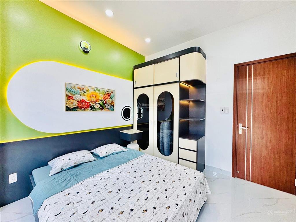 Chính chủ bán gấp trường sa, p12, q3. dt 63m2 hẻm ô tô, đang có hđ thuê 26 tr/th sổ riêng