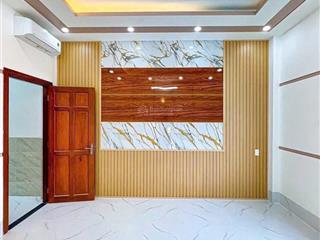 Giá tốt tháng này phạm thế hiển, p6, q8. dt 63m2,giá 2 tỷ 2 có hđ thuê 24 triệu/th sổ sạch