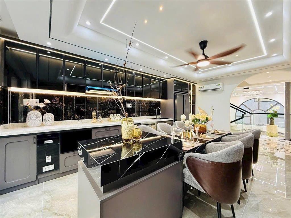 Bán nhanh nhà trục đường kinh doanh an dương vương, quận 5 dt 96m2, sổ sạch chính chủ