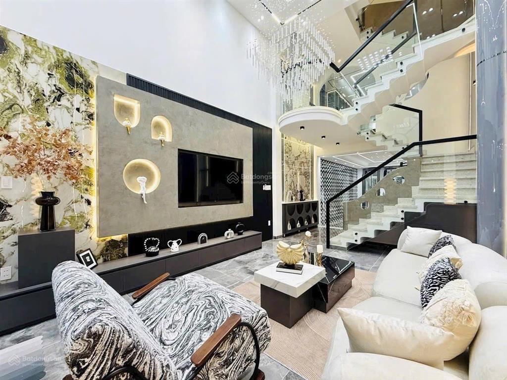 Bán nhanh nhà trục đường kinh doanh an dương vương, quận 5 dt 96m2, sổ sạch chính chủ