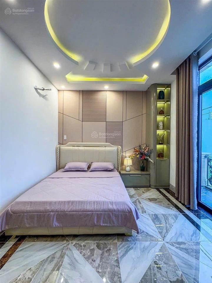 Bán nhà chính chủ giá tốt hùng vương p9 quận 5,giá 2tỷ7 dt 62, có hđ thuê 22 triệu/th, sổ sạch