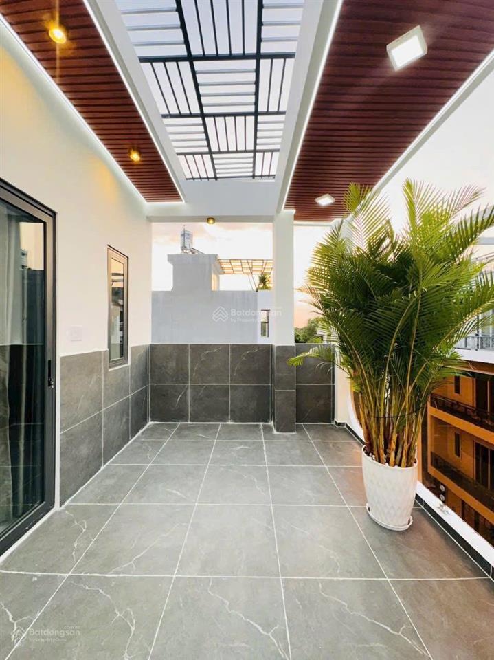 Bán gấp nhà đường 3/2, p11, q10, 86m2, có hợp đồng thuê 30tr/th, sổ hồng riêng