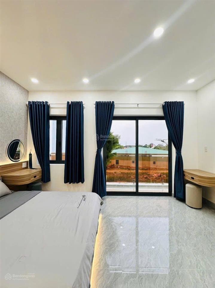 Bán gấp nhà đường 3/2, p11, q10, 86m2, có hợp đồng thuê 30tr/th, sổ hồng riêng