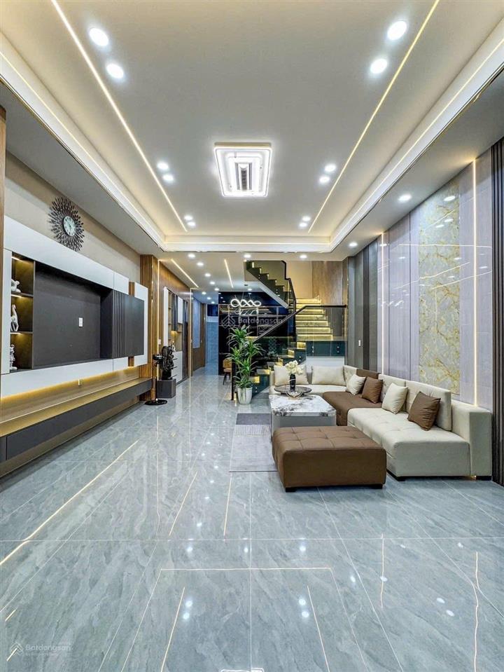 Siêu phẩm hẻm 5m tôn thất thuyết, p. xóm chiếu q4,dt 82m2 ,giá 3 tỷ 2 hd thuê24tr/th sổ hồng riêng