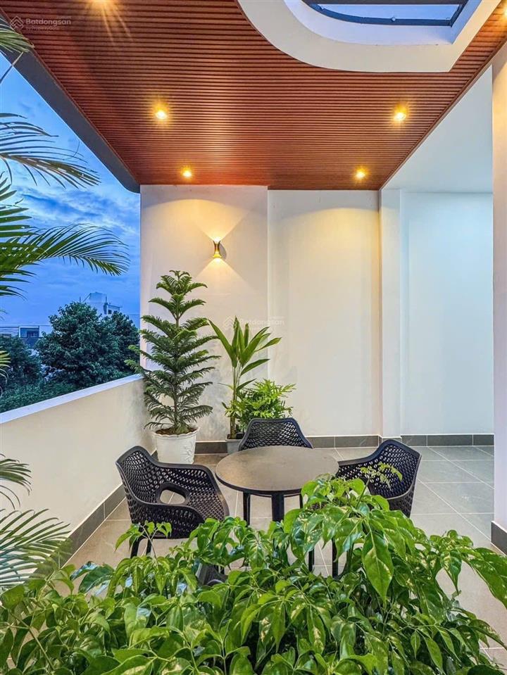 Siêu phẩm hẻm 5m tôn thất thuyết, p. xóm chiếu q4,dt 82m2 ,giá 3 tỷ 2 hd thuê24tr/th sổ hồng riêng