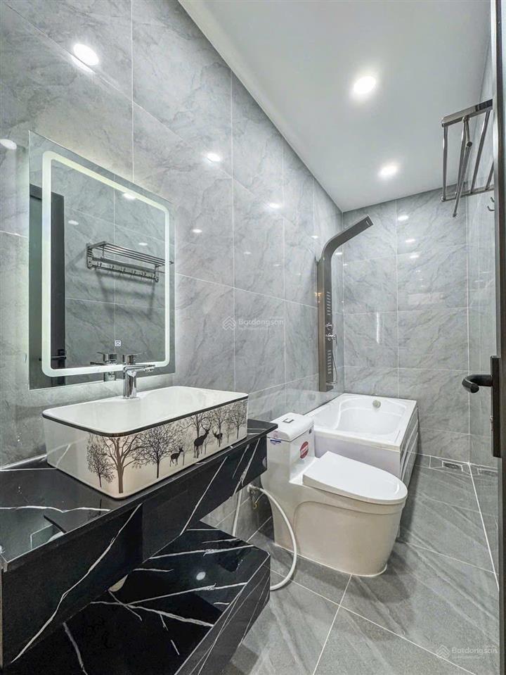 Siêu phẩm hẻm 5m tôn thất thuyết, p. xóm chiếu q4,dt 82m2 ,giá 3 tỷ 2 hd thuê24tr/th sổ hồng riêng