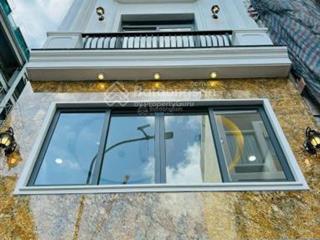 Tôi chính chủ bán gấp dt 120m2, phạm thế hiển, p7, q8 có hợp đồng 30 triệu/th sổ riêng