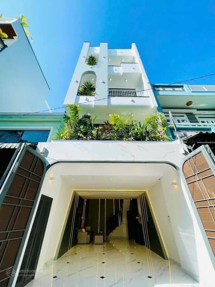 Vừa mới nhận tháng này đường đoàn văn bơ, phường 14, quận 4,giá 3 tỷ 5 ,68m2, sổ hồng riêng