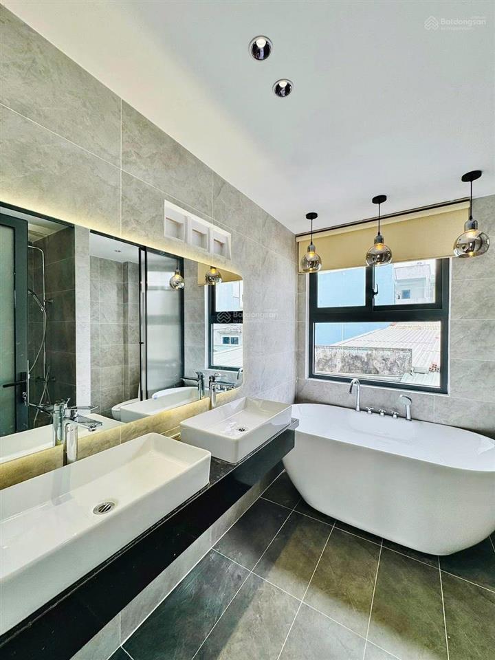 Bán gấp nhà riêng thạch lam,phú thạnh ,tân phú ,2,8 tỷ,75m2,4pn, 4wc, sẵn hđ thuê 24tr/th có sổ sắn