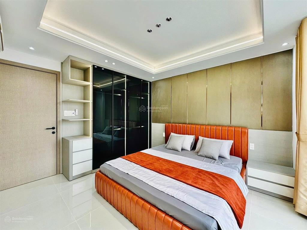 Bán gấp nhà riêng thạch lam,phú thạnh ,tân phú ,2,8 tỷ,75m2,4pn, 4wc, sẵn hđ thuê 24tr/th có sổ sắn