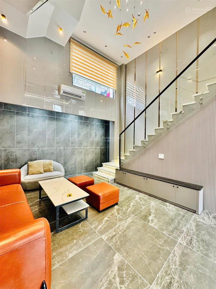 Bán gấp nhà riêng thạch lam,phú thạnh ,tân phú ,2,8 tỷ,75m2,4pn, 4wc, sẵn hđ thuê 24tr/th có sổ sắn