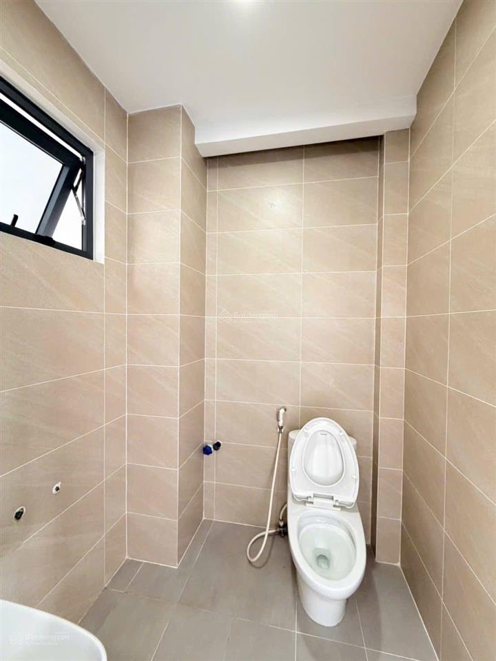 Bán nhà riêng đào tấn, q5, 92m2, 5pn, 3wc, chủ chuyển công tác, có sổ sẳn