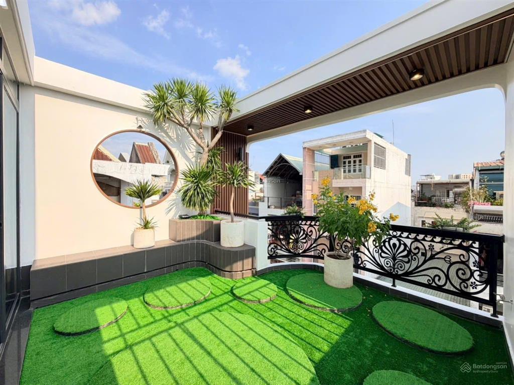 Bán nhà riêng đào tấn, q5, 92m2, 5pn, 3wc, chủ chuyển công tác, có sổ sẳn