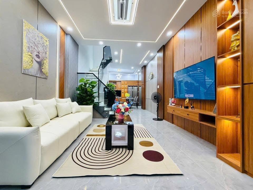 Bán nhà tốt mong gặp người tốt tại phổ quang, p2, q tân bình, dt 86,9m² có sổ sẵn