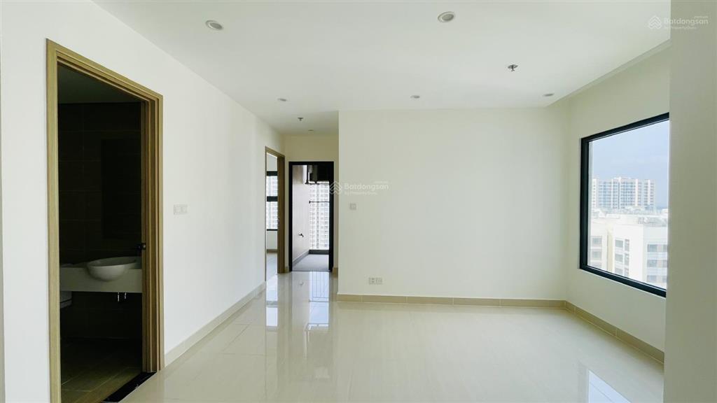 Căn 2pn+1 70m2 giá sau ưu đãi cđt chỉ ~3,3 tỷ view trực diện hồ bơi + hồ cá koi & vườn nhật cực đẹp