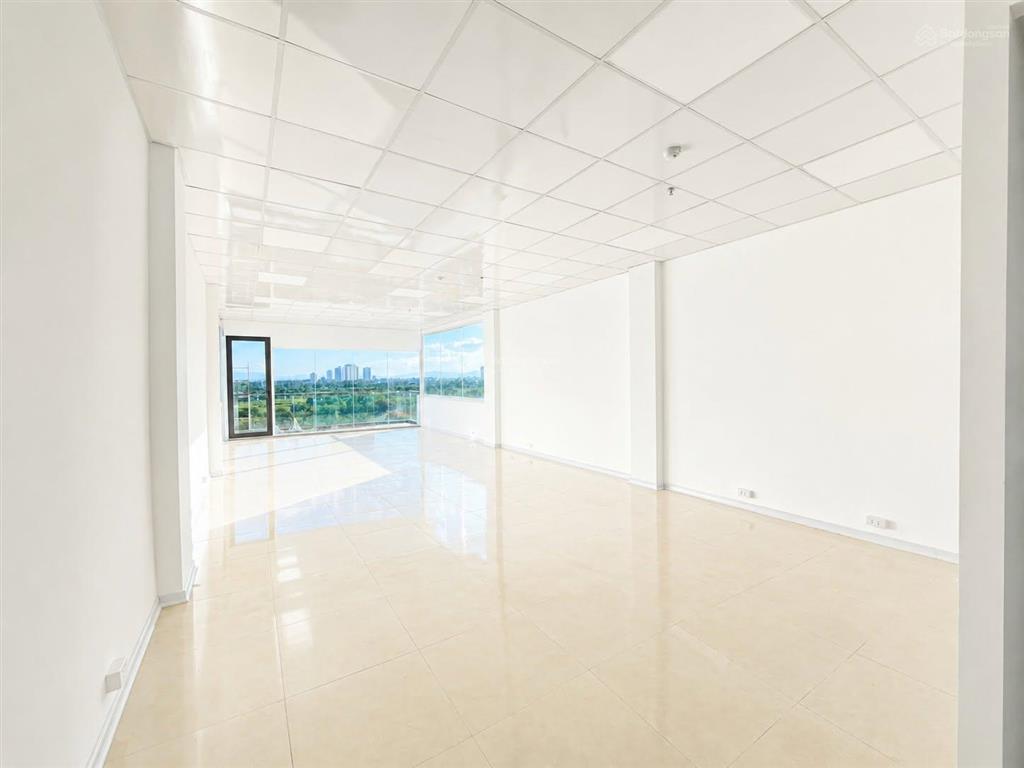 Chính chủ cho thuê vp quanh khu khuất duy tiến, chỉ 18tr/tháng cho 100m2 sử dụng, giá cực chất!