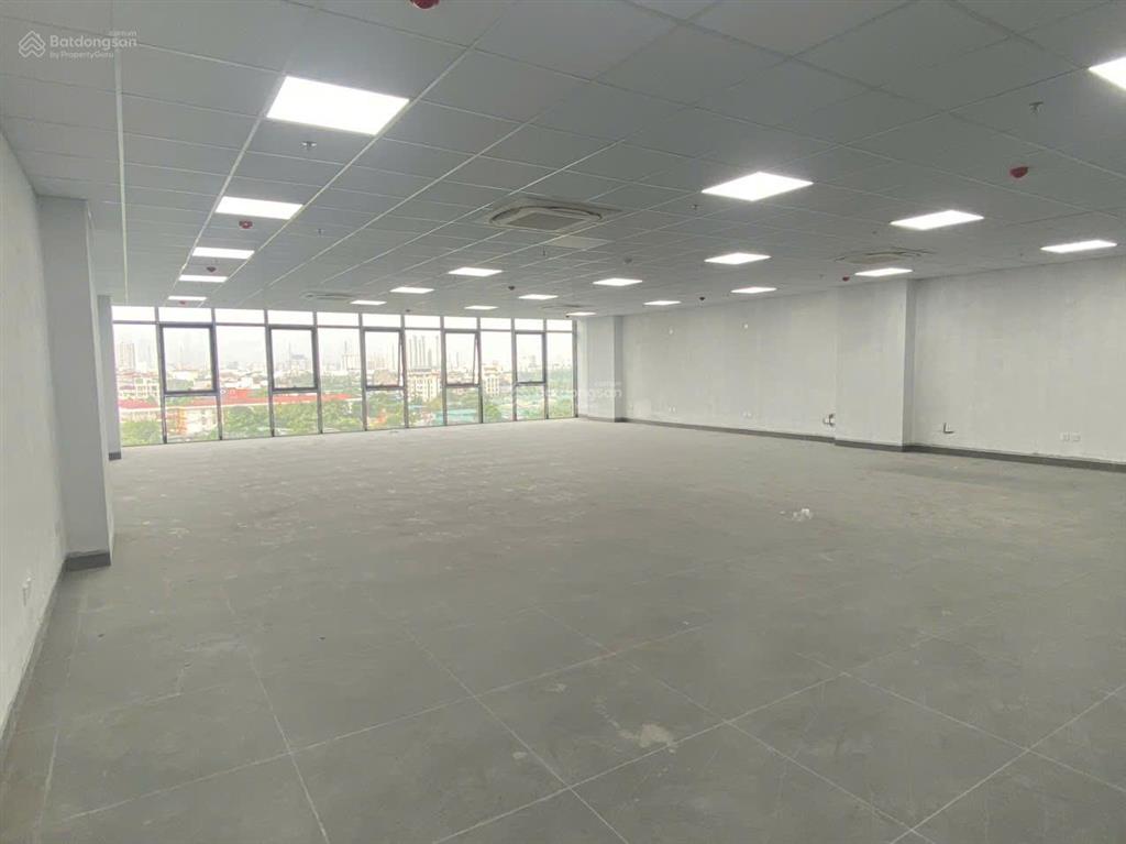 Chính chủ cho thuê vp xung quanh duy tân dt 100m2 chỉ 18tr giá siêu ưu đãi