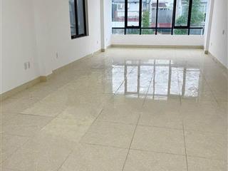 Cho thuê văn phòng tại hoàng quốc việt, 5 triệu, 25 m2, hàng hiếm giá ưu đãi