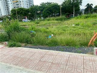 Bán gấp lô đất nền có vị trí tốt lê đức thọ p15 q. gò vấp dt 60m2, sổ hồng riêng