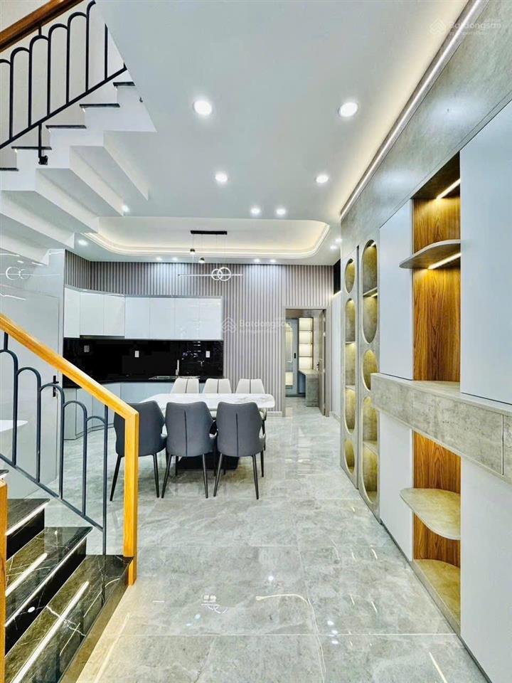 Nhà trệt 2 lầu giá khu vực hot hit dt 36,5m2 đường chu văn an phường 12 q. bình thạnh