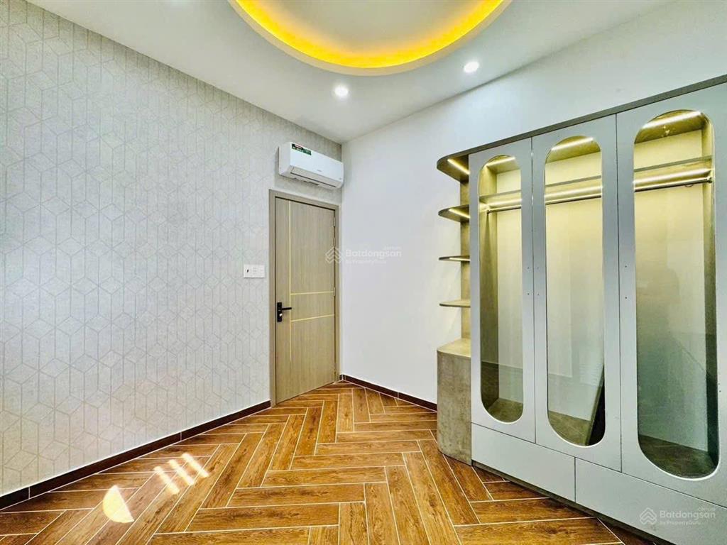 Nhà trệt 2 lầu giá khu vực hot hit dt 36,5m2 đường chu văn an phường 12 q. bình thạnh