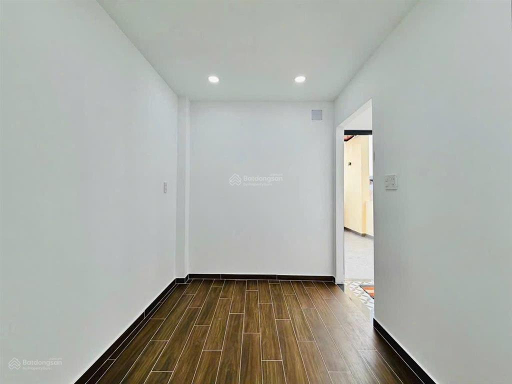 Dượng sáu cần bán gấp nhà dt 40,4m2 đường phan văn trị p2 q5