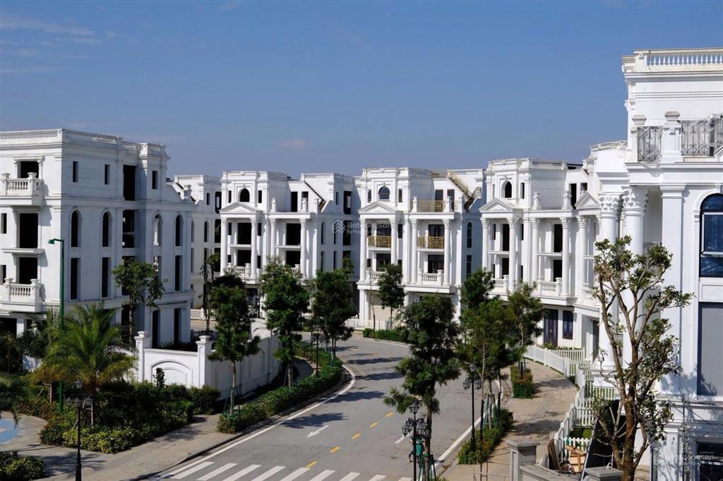 Trực tiếp cđt căn bt vip tại villa golf long biên, ck 9%, hỗ trợ vay 0% 18 tháng, khoảng 390tr/m2