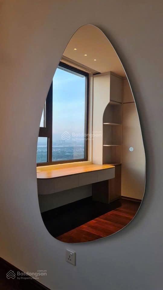 Chính chủ bán căn hộ 3pn dt 120m², tại chung cư hc golden city, full nội thất đẹp, giá 13,7 tỷ