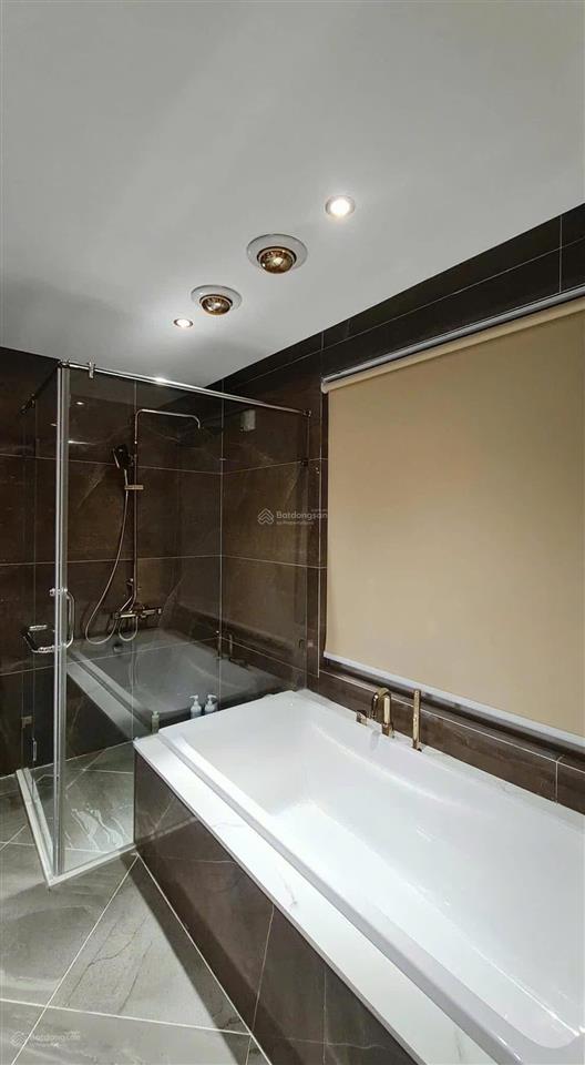 Chính chủ bán căn hộ 3pn dt 120m², tại chung cư hc golden city, full nội thất đẹp, giá 13,7 tỷ