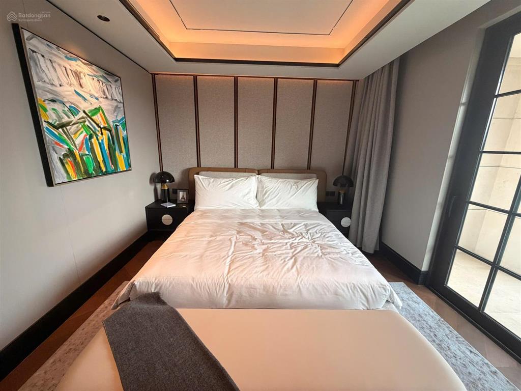 Chính chủ bán căn góc, tầng trung, dt 150m2, 3pn 2wc, tại chung cư the grand hà nội, giá 98 tỷ