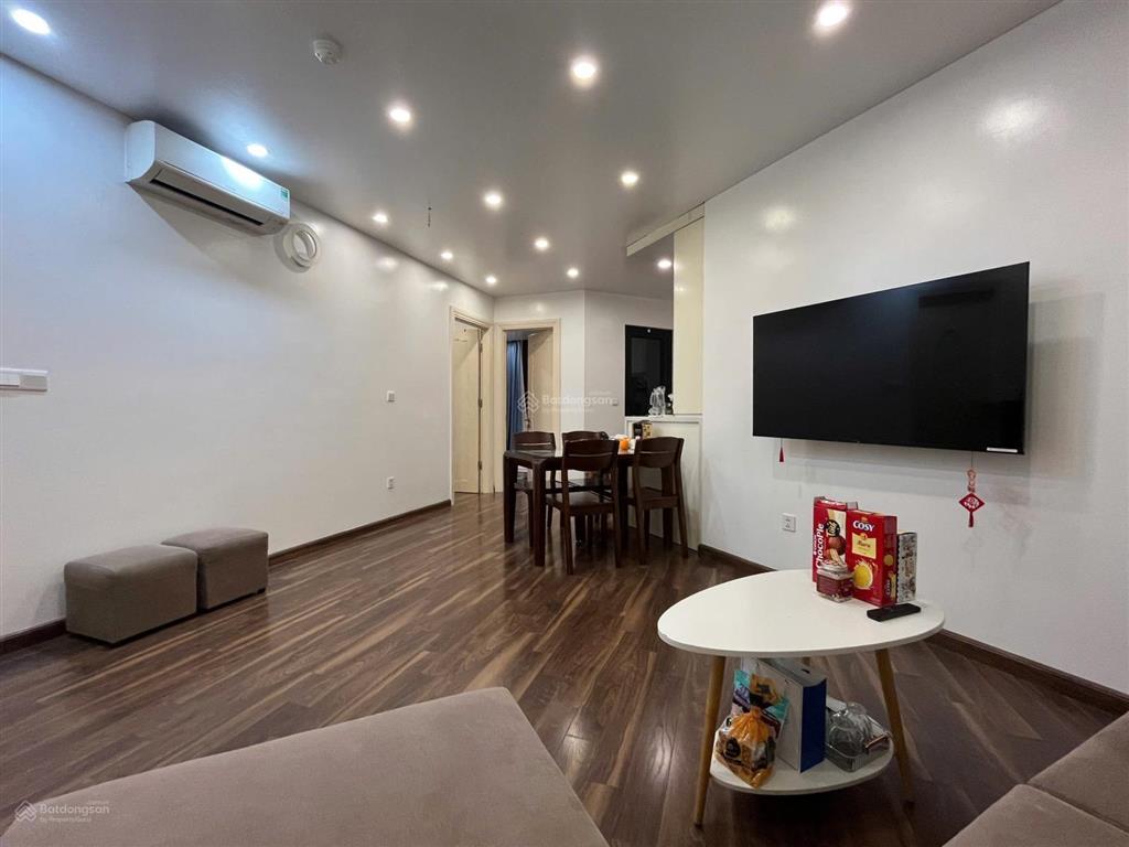 Chính chủ cần tiền bán gấp căn 64m², 2pn, 2vs, tầng trung đẹp, giá 4,6 tỷ