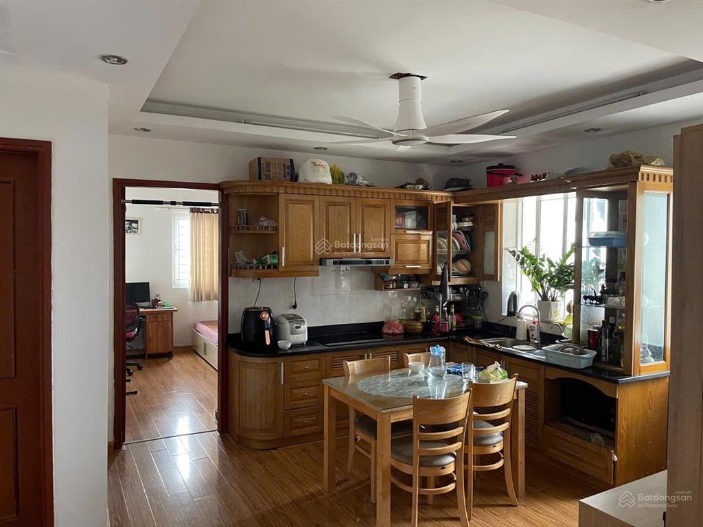 Chính chủ bán căn góc 3pn, dt 112m2 tại tòa nhà 282 lĩnh nam, tầng cao, giá 61 triệu/m2