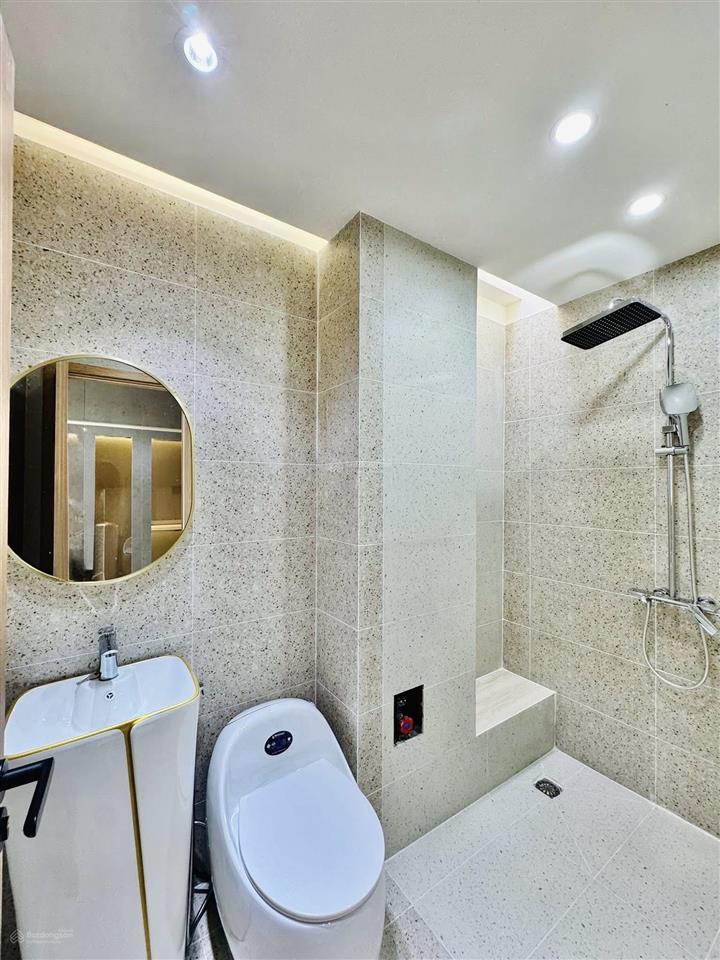 Nhà đẹp quận 6 đường hậu giang  chính chủ gửi tặng đầy đủ nội thất  sổ hồng riêng