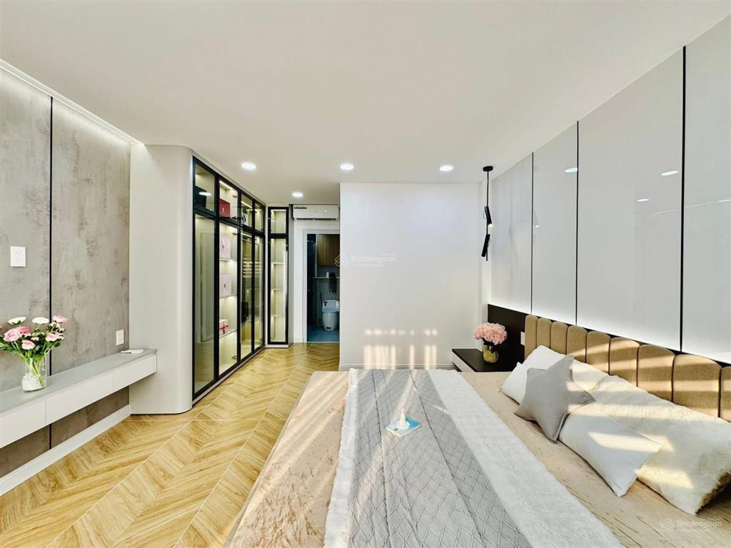 Siêu hiếm nhà đẹp 58m2 đường nguyễn xí bình thạnh hẻm oto thông thoáng, sổ hồng riêng