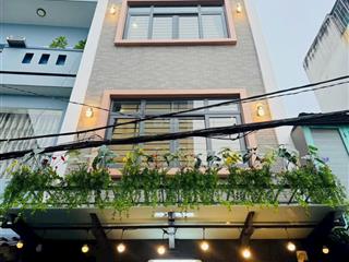 Nhà đẹp trung tâm q5, chủ ngộp tài chính bán gấp đường lê hồng phong  sổ hồng riêng