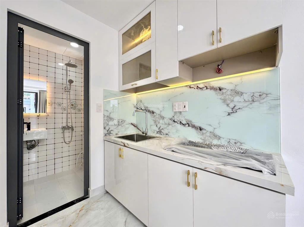 Cho thuê căn hộ ban công thang máy nguyễn cửu vân bình thạnh gần cầu thị nghè bờ kè hoàng sa q1, q3