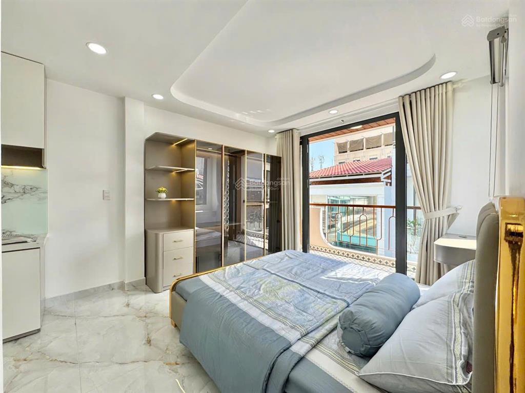 Cho thuê căn hộ ban công thang máy nguyễn cửu vân bình thạnh gần cầu thị nghè bờ kè hoàng sa q1, q3