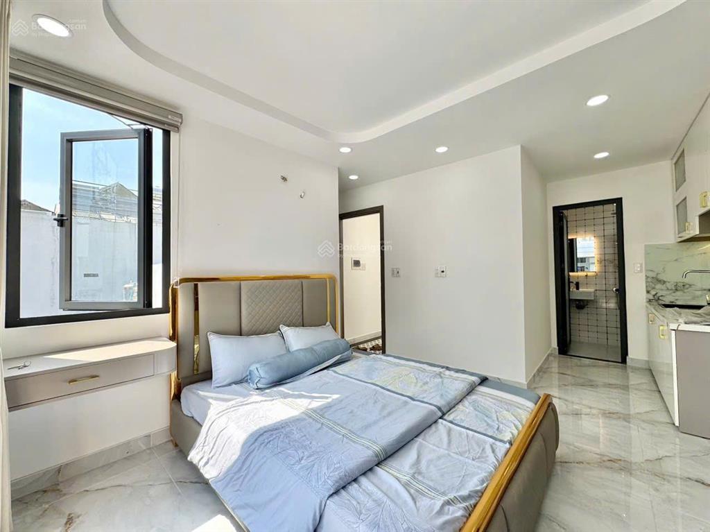 Cho thuê căn hộ ban công thang máy nguyễn cửu vân bình thạnh gần cầu thị nghè bờ kè hoàng sa q1, q3