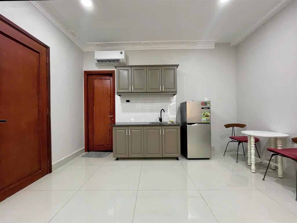 Cho thuê căn hộ thang máy nguyễn kiệm, phú nhuận gần ngã tư phú nhuận tân bình sân bay, cv gia định